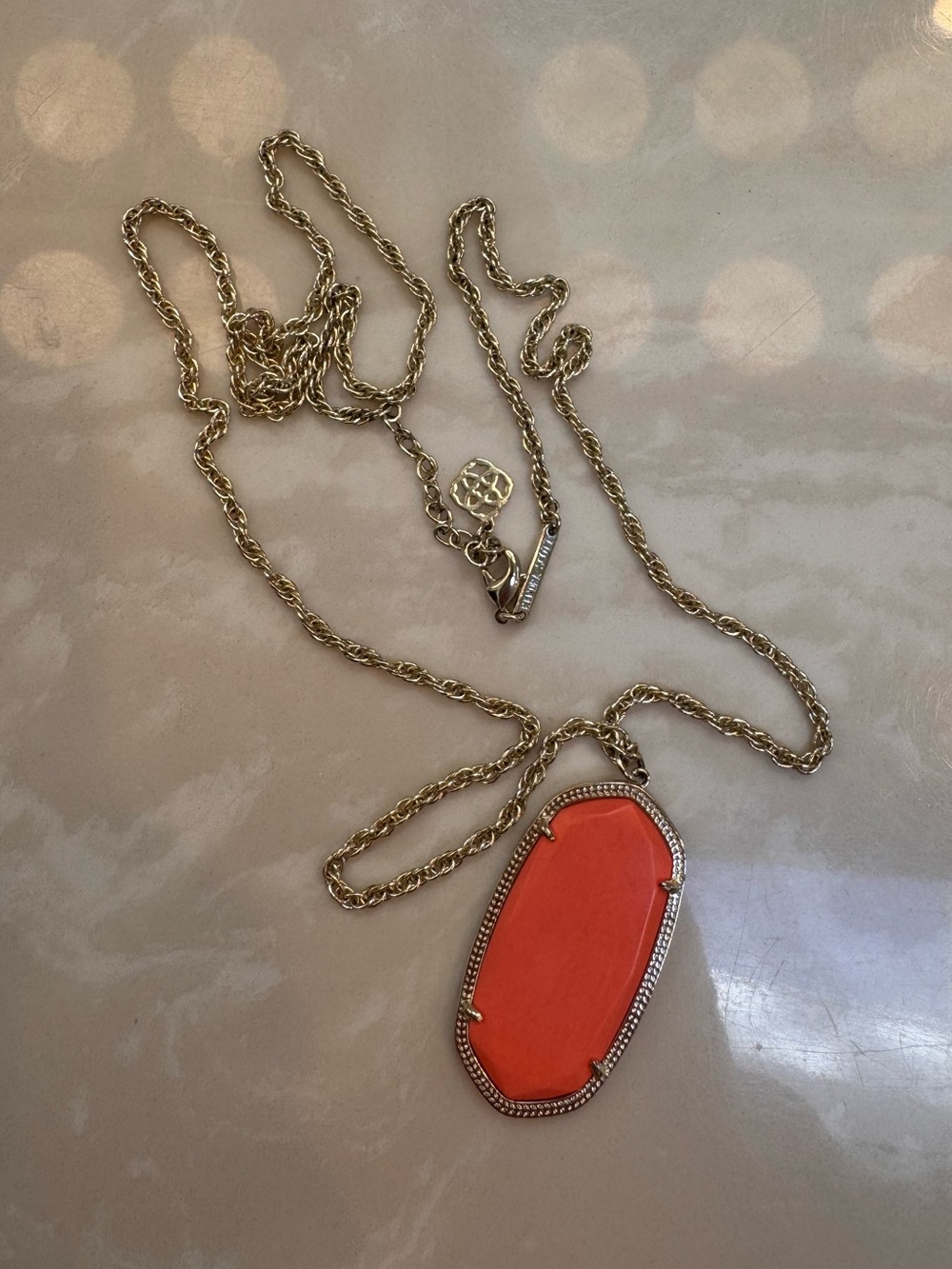 Kendra Scott Coral Rae Necklace